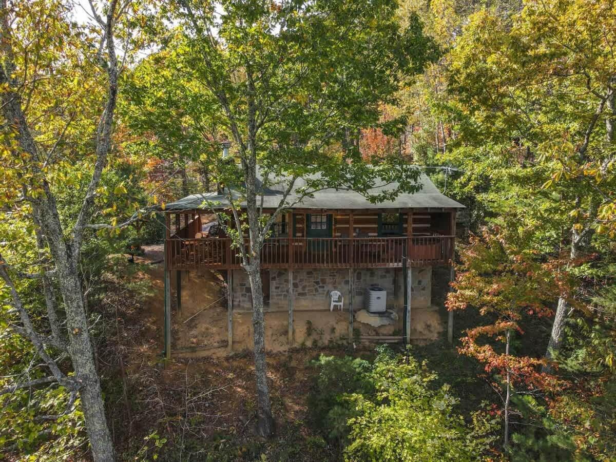 View! Cozy, Private, Fireplace, Hot Tub Log Cabin, Honeymoon! Sevierville Εξωτερικό φωτογραφία